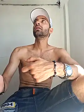 Snapshot of geneS1S49 chatting on November 18, 2025, 3:48 pm geneS1S49 online show from November 18, 2025, 3:48 pm