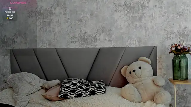 Snapshot of kitty_Cathie chatting on April 11, 2026, 7:45 am kitty Cathie online show from April 11, 2026, 7:45 am