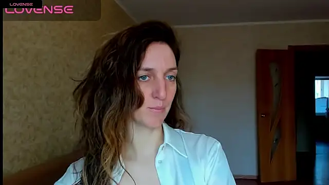 Snapshot of desired_zzoya chatting on April 15, 2026, 2:50 am desired zzoya online show from April 15, 2026, 2:50 am