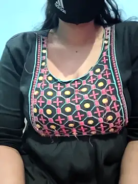 Sexyradha  online show from February 13, 2026, 5:02 pm