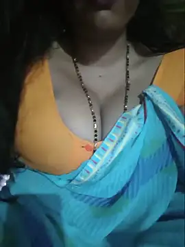 Snapshot of Sexyradha_ chatting on June 14, 2026, 5:41 am Sexyradha online show from June 14, 2026, 5:41 am