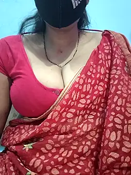 Sexyradha  online show from February 15, 2026, 4:06 pm