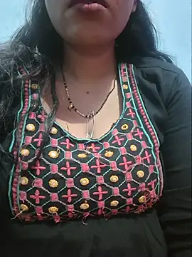 Sexyradha  online show from July 12, 2026, 6:20 pm
