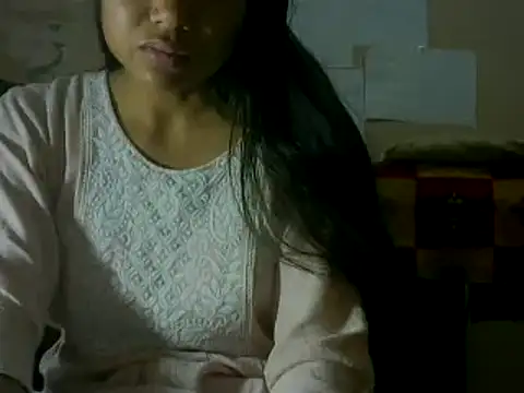 Snapshot of mayra89 chatting on April 5, 2026, 4:24 pm mayra89 online show from April 5, 2026, 4:24 pm