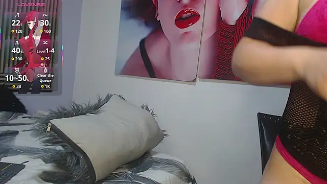 LorenaJoness online show from November 11, 2025, 2:01 pm