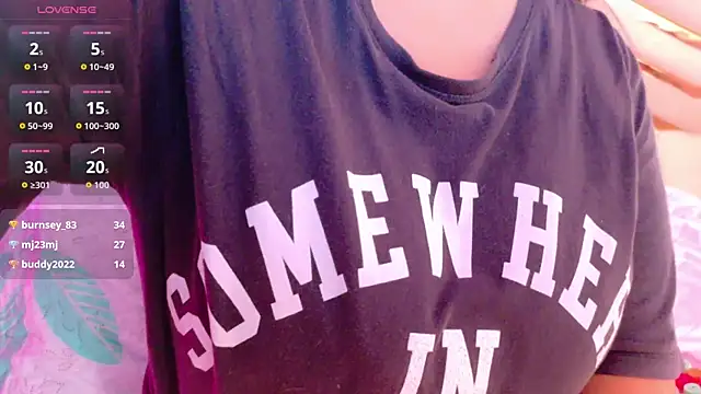 playfulcurvy online show from October 16, 2025, 7:44 pm