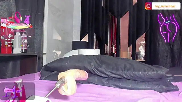 sweetiepeach  online show from April 23, 2026, 2:18 am