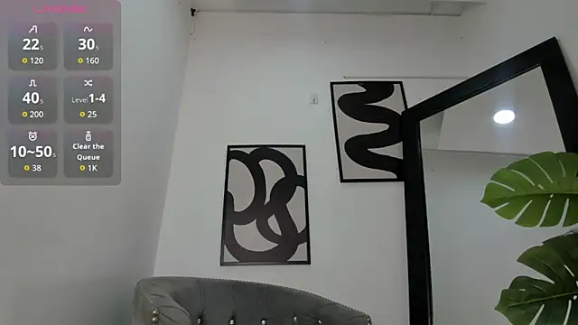 alanarouge online show from April 28, 2026, 11:47 am