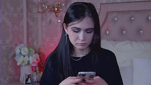 Snapshot of HeatherSweet_ chatting on June 12, 2026, 6:16 pm HeatherSweet online show from June 12, 2026, 6:16 pm