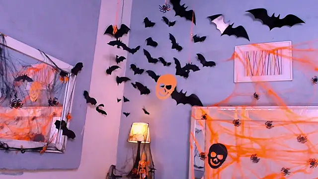 Snapshot of Emily_Castillo_1 chatting on October 30, 2025, 5:06 am Emily Castillo 1 online show from October 30, 2025, 5:06 am