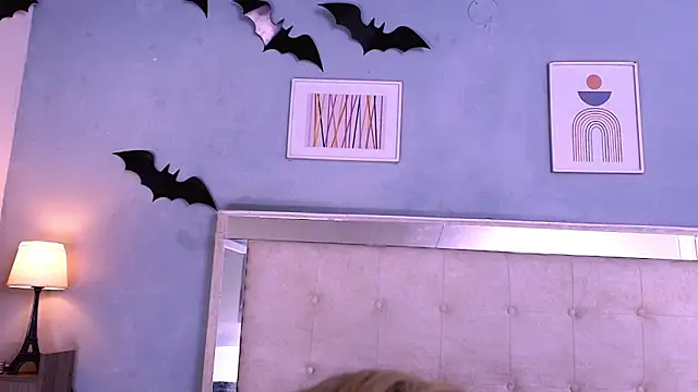 Snapshot of Emily_Castillo_1 chatting on November 28, 2025, 4:45 am Emily Castillo 1 online show from November 28, 2025, 4:45 am