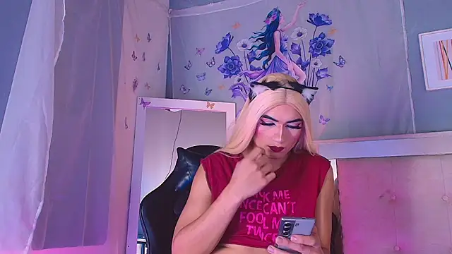 Snapshot of Emily_Castillo_1 chatting on March 13, 2026, 4:50 am Emily Castillo 1 online show from March 13, 2026, 4:50 am