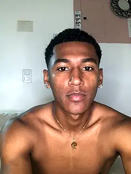 Snapshot of LexiAndDeker chatting on November 5, 2025, 6:00 pm LexiAndDeker online show from November 5, 2025, 6:00 pm