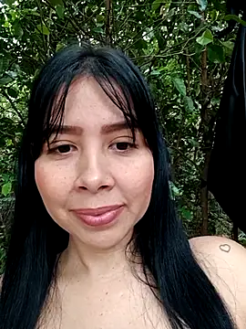 Candy-Body online show from March 4, 2025, 1:28 pm