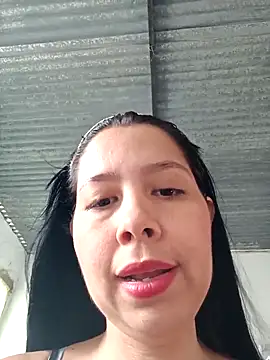 Candy-Body online show from March 13, 2025, 2:33 pm