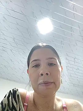 Candy-Body online show from December 15, 2025, 1:00 am