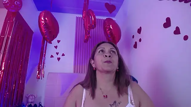 scarlettbooty online show from February 13, 2026, 8:14 am