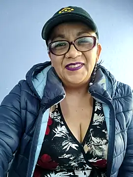 Tonhermosa online show from July 11, 2026, 1:22 pm