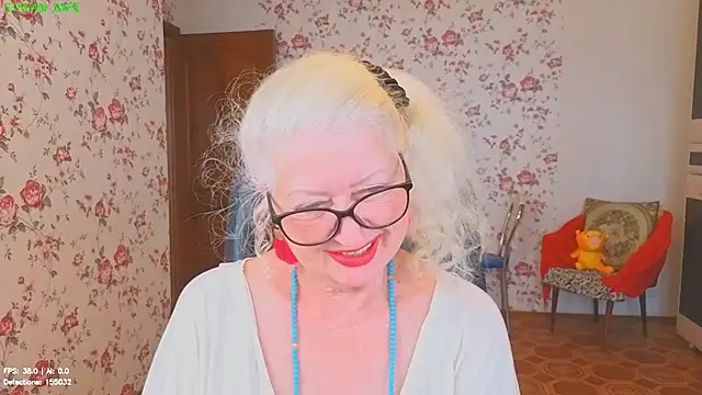 Snapshot of Maya_Mayflower chatting on August 3, 2026, 9:15 am Maya Mayflower online show from August 3, 2026, 9:15 am