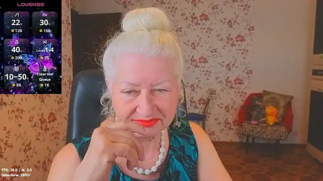 Snapshot of Maya_Mayflower chatting on June 28, 2026, 3:24 am Maya Mayflower online show from June 28, 2026, 3:24 am