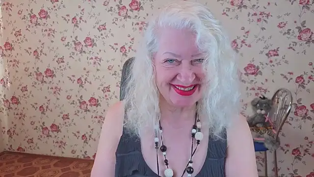 Maya Mayflower online show from April 6, 2026, 3:24 am