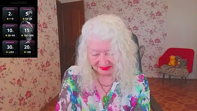 Snapshot of Maya_Mayflower chatting on May 25, 2026, 3:06 am Maya Mayflower online show from May 25, 2026, 3:06 am