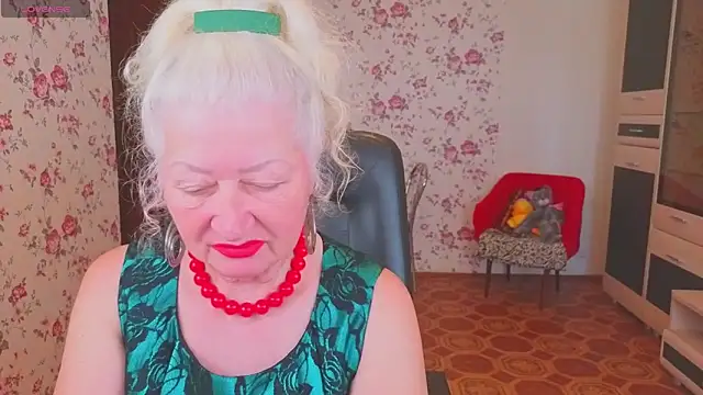 Snapshot of Maya_Mayflower chatting on May 30, 2026, 3:46 am Maya Mayflower online show from May 30, 2026, 3:46 am