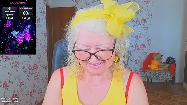 Snapshot of Maya_Mayflower chatting on July 21, 2026, 3:52 am Maya Mayflower online show from July 21, 2026, 3:52 am