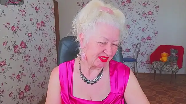 Snapshot of Maya_Mayflower chatting on May 28, 2026, 3:14 am Maya Mayflower online show from May 28, 2026, 3:14 am