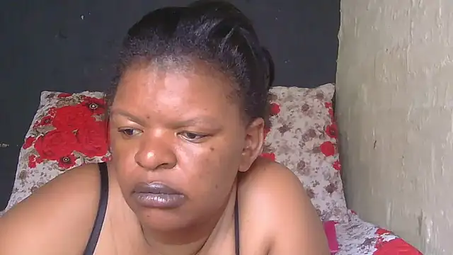 Snapshot of ebony_rose11 chatting on November 3, 2025, 12:53 pm ebony rose11 online show from November 3, 2025, 12:53 pm