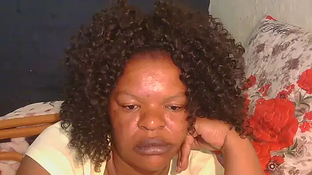 Snapshot of ebony_rose11 chatting on November 18, 2025, 4:16 am ebony rose11 online show from November 18, 2025, 4:16 am