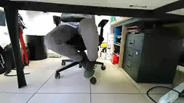 Snapshot of GM51-1988 chatting on March 7, 2026, 7:04 am GM51-1988 online show from March 7, 2026, 7:04 am