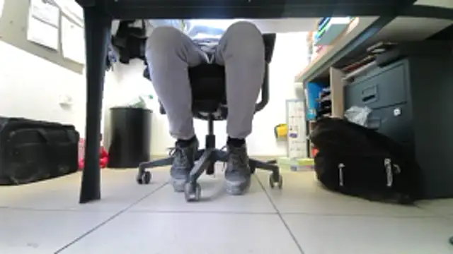 Snapshot of GM51-1988 chatting on March 24, 2026, 4:40 pm GM51-1988 online show from March 24, 2026, 4:40 pm