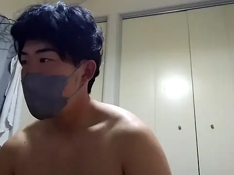 Snapshot of taaaaaa- chatting on November 12, 2025, 9:57 am taaaaaa- online show from November 12, 2025, 9:57 am