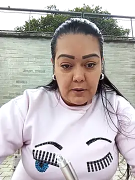 Snapshot of violeta_delavega1 chatting on November 15, 2025, 7:18 pm violeta delavega1 online show from November 15, 2025, 7:18 pm