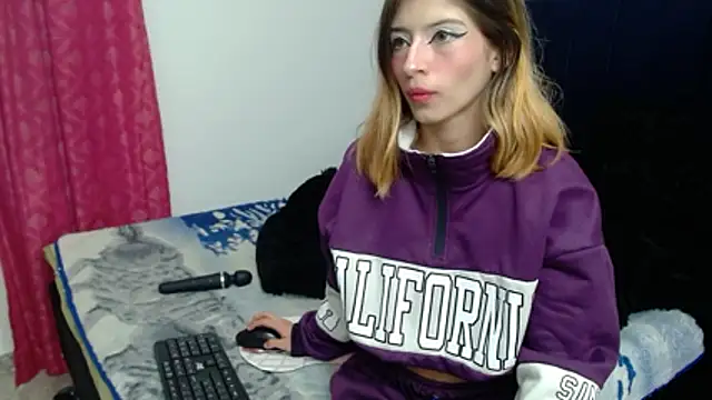 KratosAfroditacs online show from December 16, 2025, 9:30 pm