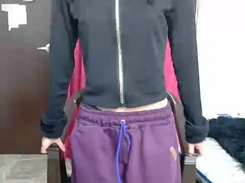 KratosAfroditacs online show from February 8, 2026, 9:12 pm