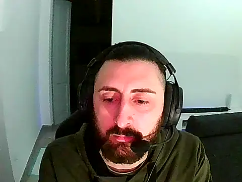 Snapshot of PrincipeAlessandro chatting on October 8, 2025, 12:45 am PrincipeAlessandro online show from October 8, 2025, 12:45 am
