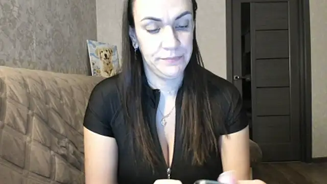 Miss Vici online show from February 9, 2026, 8:18 pm