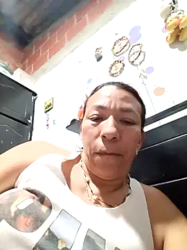 Antonela45 online show from February 12, 2026, 11:48 pm