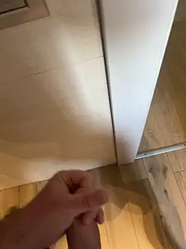 Bobbymorris109 online show from September 15, 2025, 1:00 pm