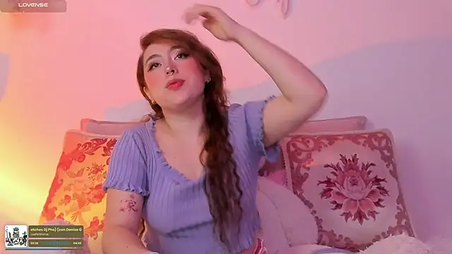 julieta cooper20 online show from October 22, 2025, 3:28 am