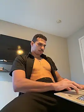 Snapshot of Maikolsalami2 chatting on November 3, 2025, 3:59 pm Maikolsalami2 online show from November 3, 2025, 3:59 pm