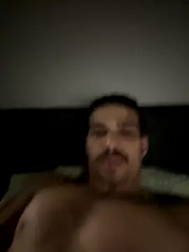 Snapshot of Maikolsalami2 chatting on November 5, 2025, 9:01 am Maikolsalami2 online show from November 5, 2025, 9:01 am