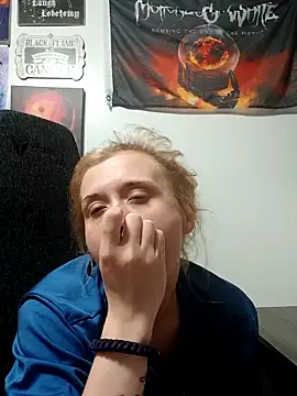 Dessydrips online show from September 9, 2025, 5:50 am