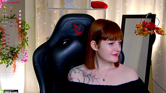 Ashley Nicks online show from October 31, 2025, 1:02 am