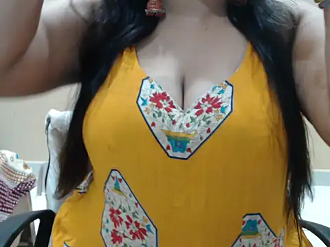 Snapshot of Surjeet_Kaur chatting on June 25, 2026, 2:09 am Surjeet Kaur online show from June 25, 2026, 2:09 am