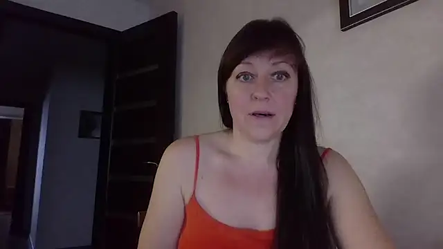 Snapshot of CarolinaReaperRed chatting on November 27, 2025, 12:05 pm CarolinaReaperRed online show from November 27, 2025, 12:05 pm