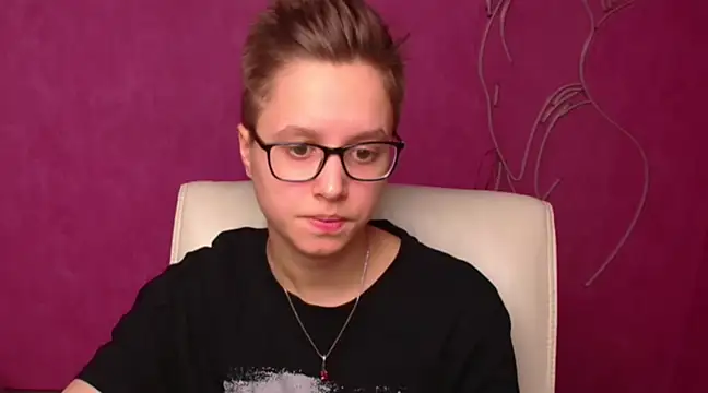 Bella Swannn online show from March 14, 2025, 6:39 pm