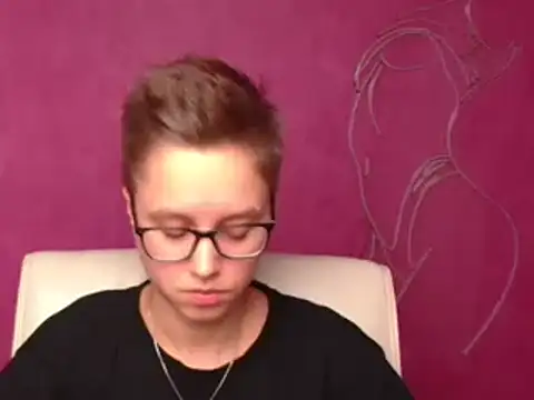 Bella Swannn online show from March 14, 2025, 9:43 pm